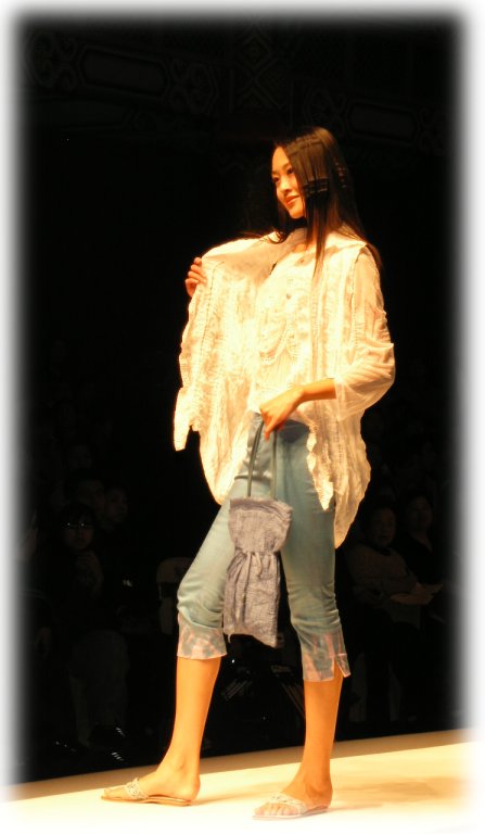bj200412_26